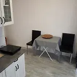 Privatunterkunft Grafit *