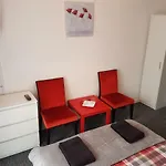 Δωμάτια σε οικογενειακή κατοικία Grafit Karpacz