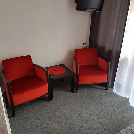 Grafit Quarto em Acomodações Particulares *